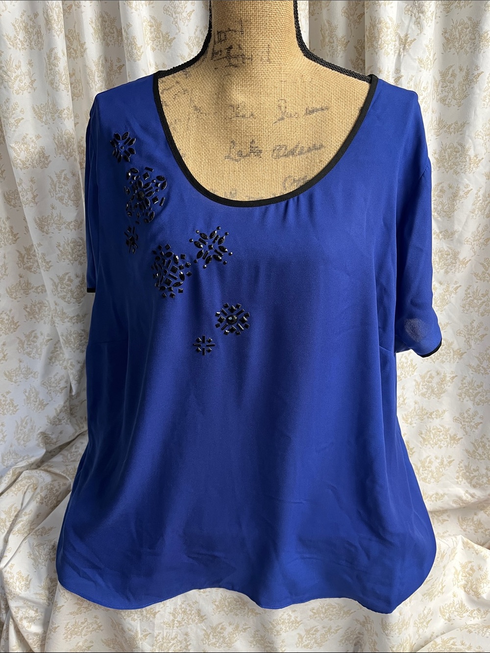 Classic Scoop Neck Royal Blue Embellished Blouse